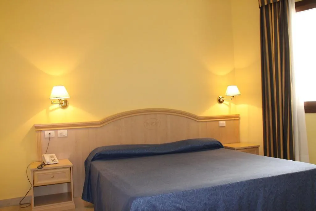 Yacht Marina Hotel Pantelleria